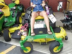Porn videos of big vaginas otimel brunette on the treadmill in pussy